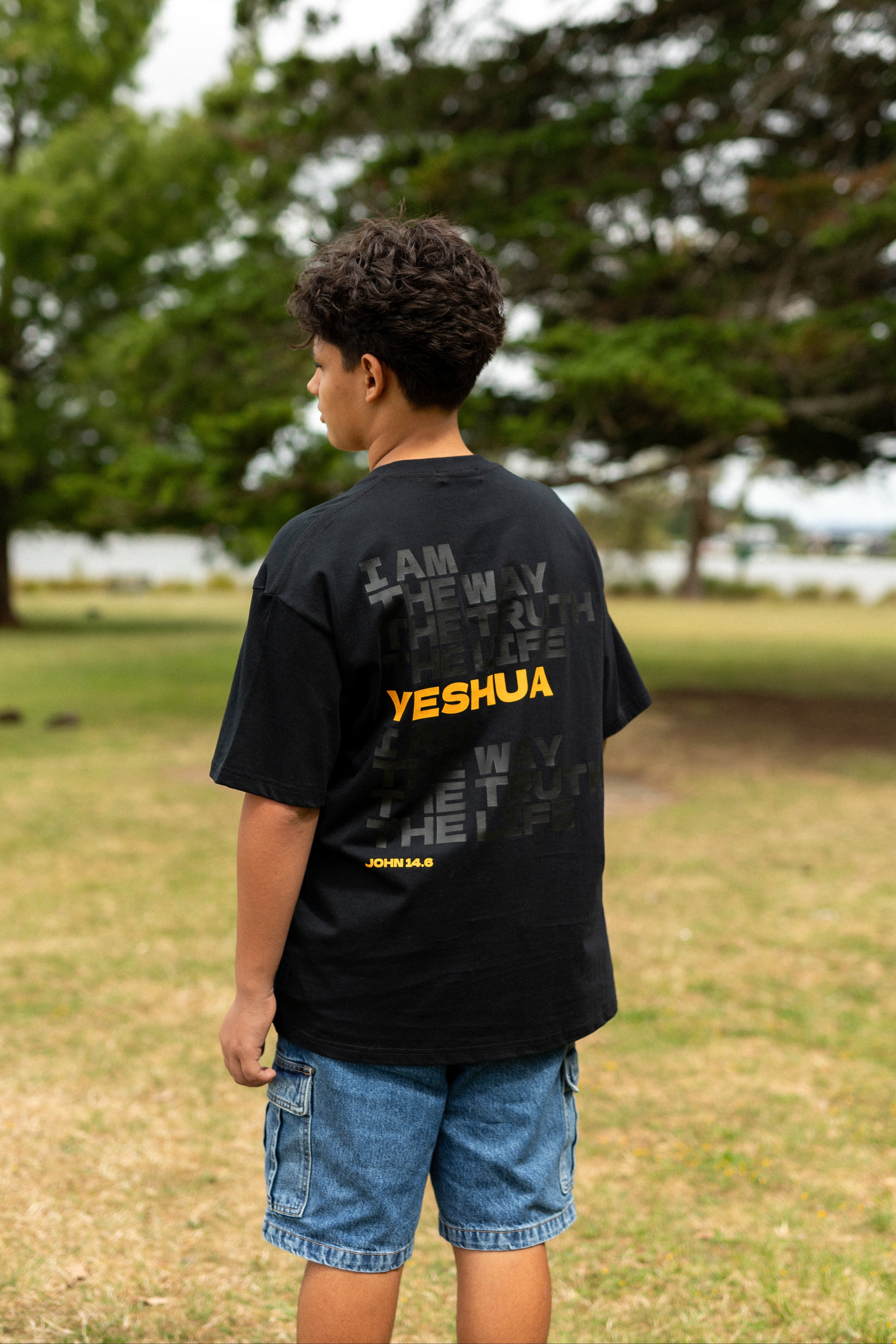 YESHUA — OVERSIZED TEE